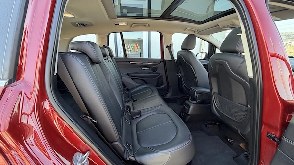 BMW 2 Series 2015 — imagine 18