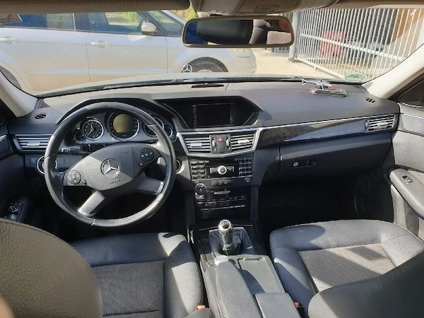MERCEDES-BENZ E-Class 2011 — imagine 2