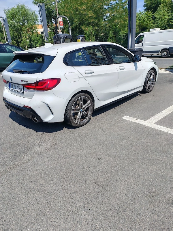BMW Seria 1 2023 — imagine 5