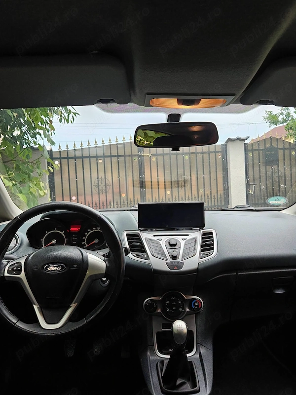 FORD Fiesta 2010 — imagine 9