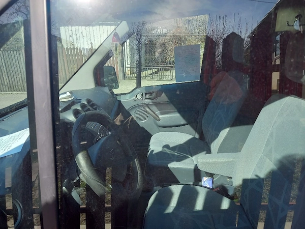 FORD Tourneo Connect 2010 — imagine 2