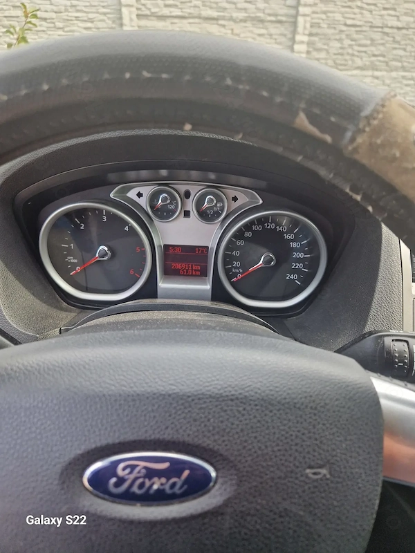 FORD Kuga 2011 — imagine 5