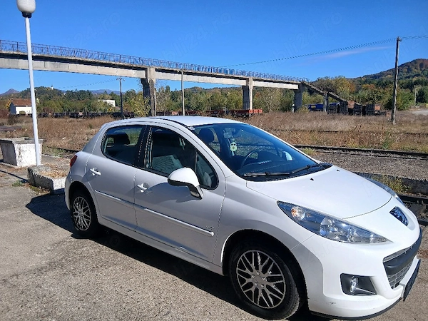 PEUGEOT 207 2012 — imagine 3