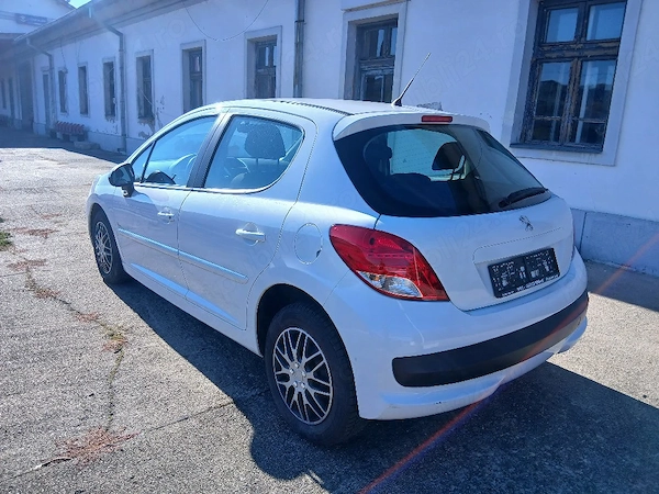PEUGEOT 207 2012 — imagine 4