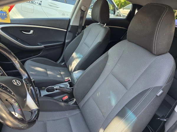 HYUNDAI i30 2014 — imagine 10