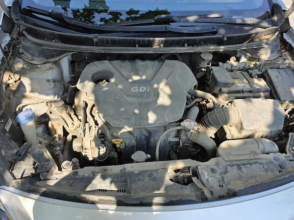 HYUNDAI i30 2014 — imagine 8