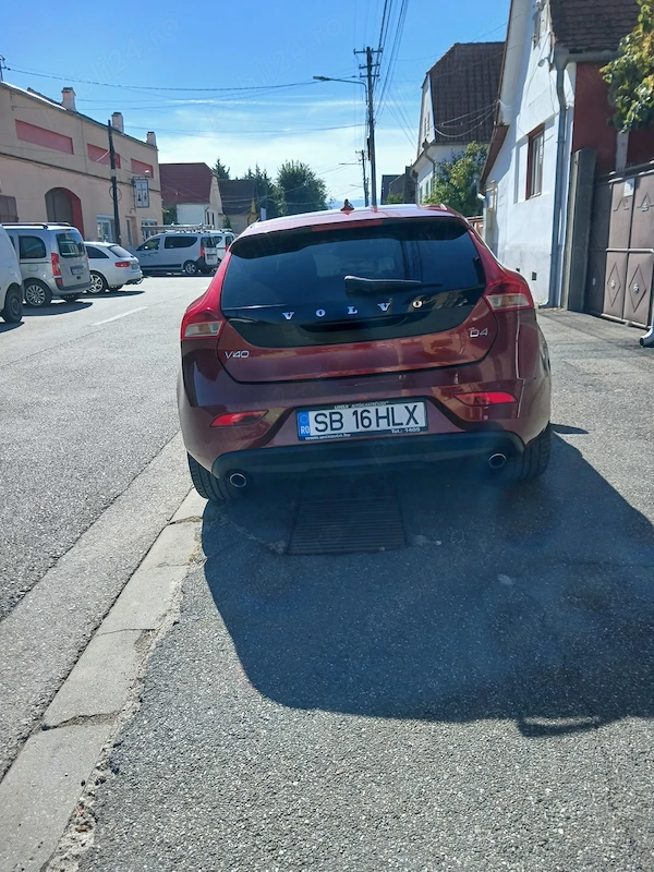 VOLVO V40 2015 — imagine 2