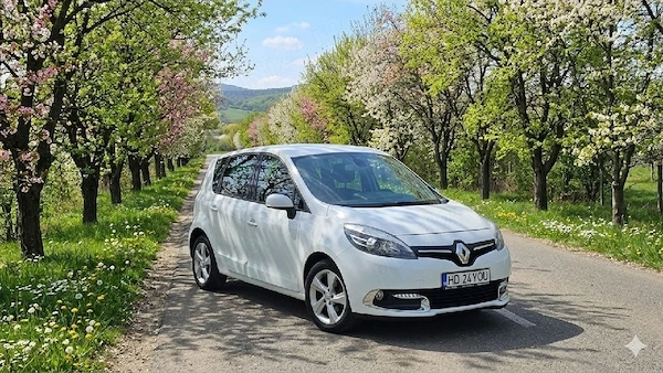 RENAULT Scenic 2012 — imagine 2