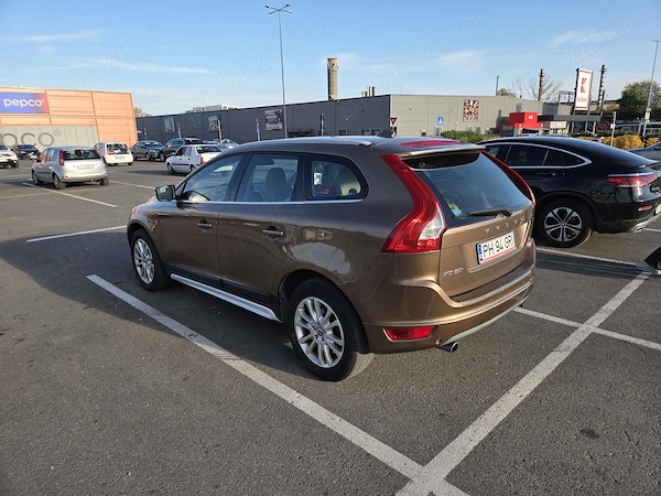 VOLVO XC60 2010 — imagine 2