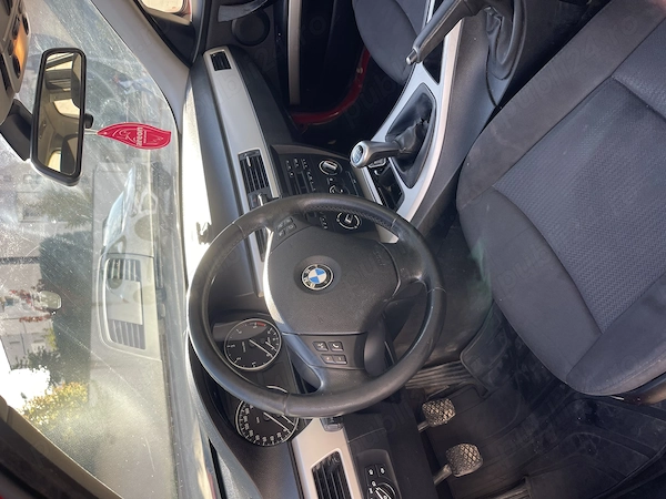 BMW 3 Series 2010 — imagine 8