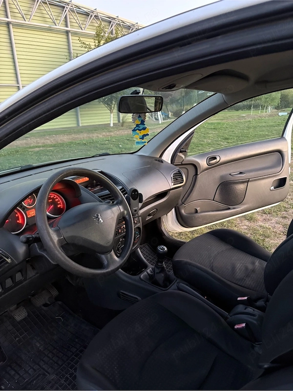 PEUGEOT 206 2010 — imagine 4