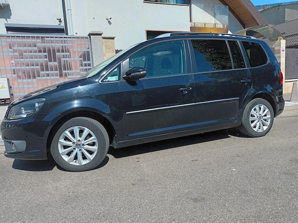 VOLKSWAGEN Touran 2012 — imagine 6