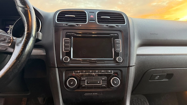 VOLKSWAGEN Golf 2012 — imagine 7