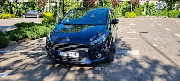 FORD S-MAX