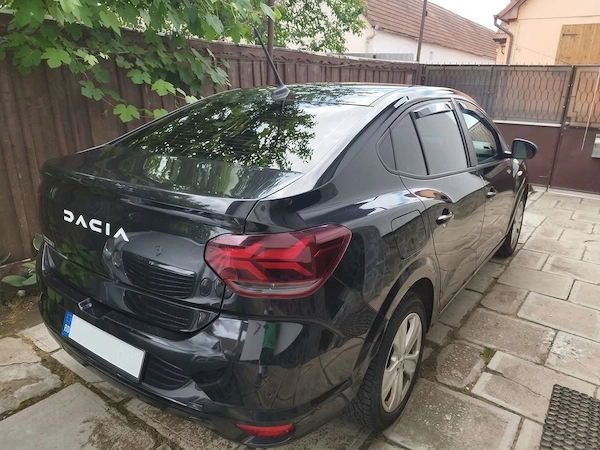 DACIA Logan 2023 — imagine 2