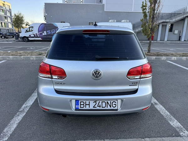 VOLKSWAGEN Golf 2012 — imagine 3