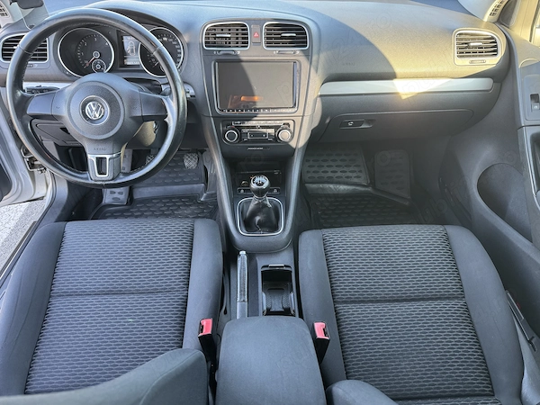 VOLKSWAGEN Golf 2012 — imagine 5
