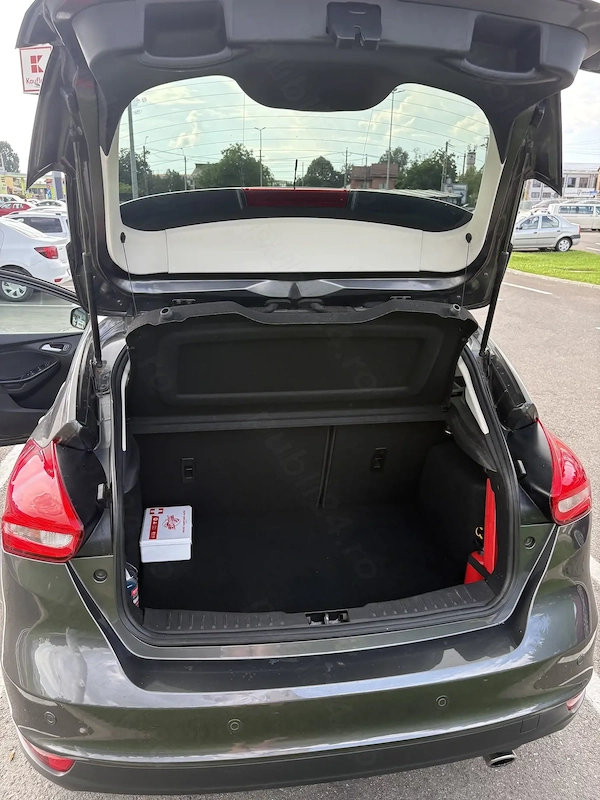 Ford Focus MK3 Facelift Titanium | 1.5 EcoBoost 150 CP | 88.000 km | Proprietar unic