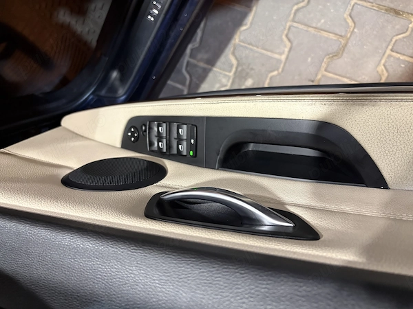 BMW Seria 3 2009 — imagine 5