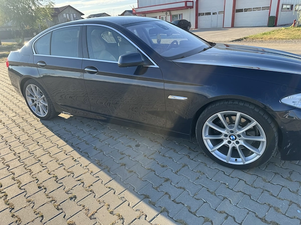 BMW Seria 5 2010 — imagine 10