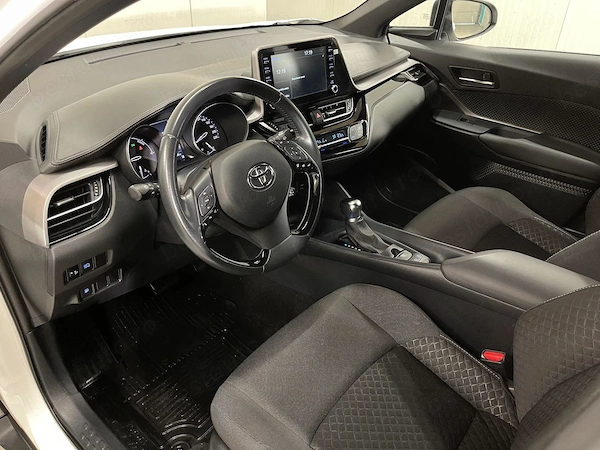 TOYOTA C-HR 2022 — imagine 5