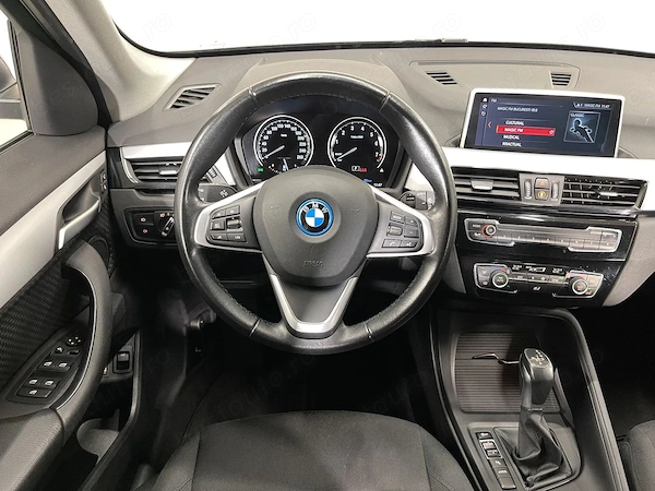 BMW X1 2022 — imagine 6