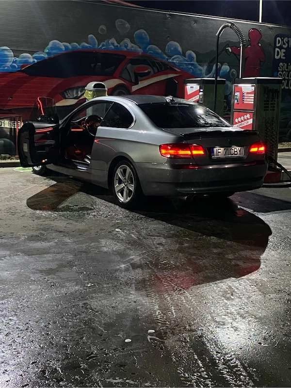 BMW Seria 3 2009 — imagine 7