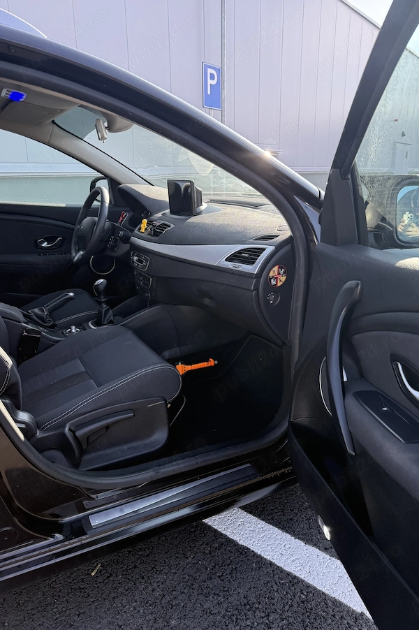 RENAULT Megane 2009 — imagine 8