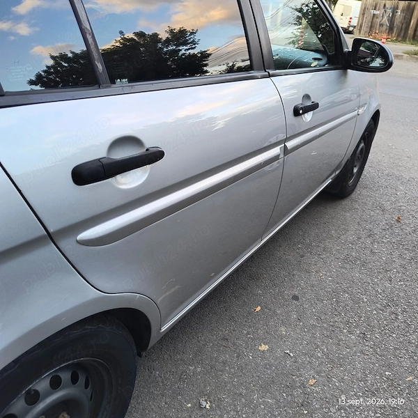 HYUNDAI Accent 2006 — imagine 3