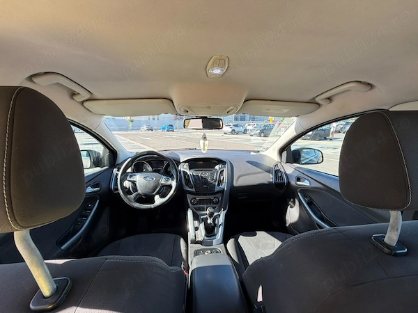 FORD Focus 2011 — imagine 8