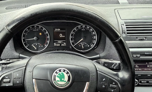 SKODA Octavia 2011 — imagine 3