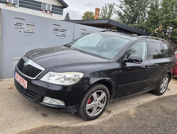 SKODA Octavia 2011 — imagine 4
