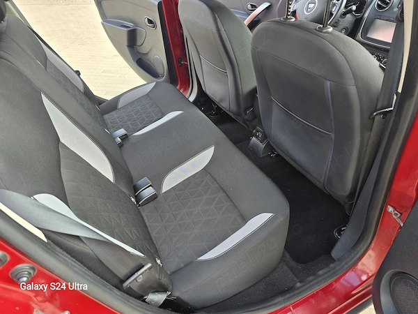 DACIA Sandero Stepway 2015 — imagine 9