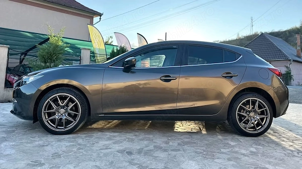 MAZDA 3 2016 — imagine 7