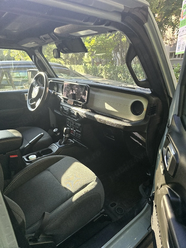 JEEP Wrangler 2024 — imagine 5