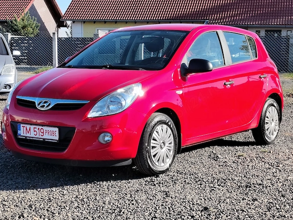 HYUNDAI i20 2010 — imagine 2