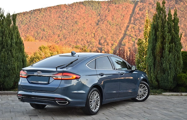 FORD Mondeo 2022 — imagine 4