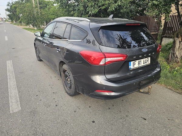 FORD Focus 2019 — imagine 4