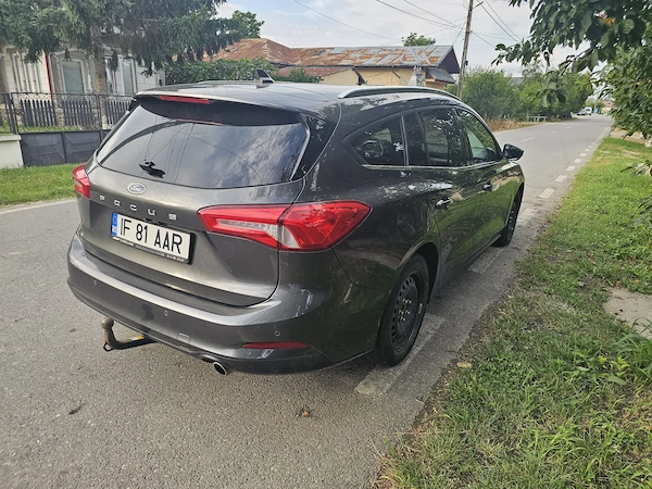 FORD Focus 2019 — imagine 3