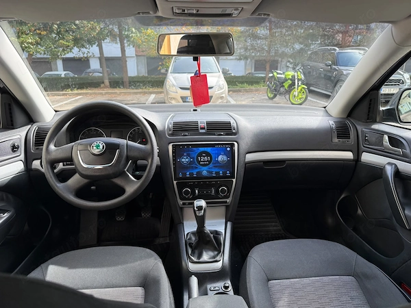 SKODA Octavia 2012 — imagine 6
