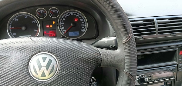 VOLKSWAGEN Passat 2004 — imagine 5