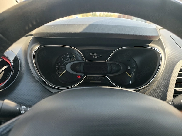 RENAULT Captur 2015 — imagine 4