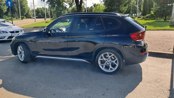 BMW  2014 — imagine 5