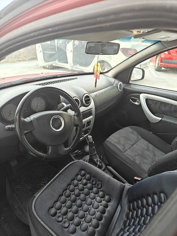 DACIA Sandero 2010 — imagine 3