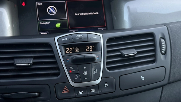 RENAULT Laguna 2015 — imagine 8
