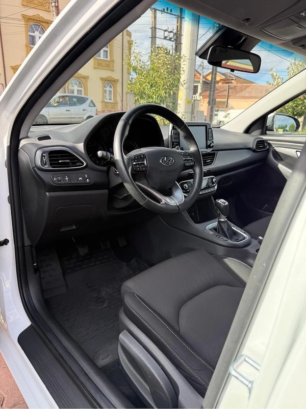 HYUNDAI i30 2020 — imagine 2