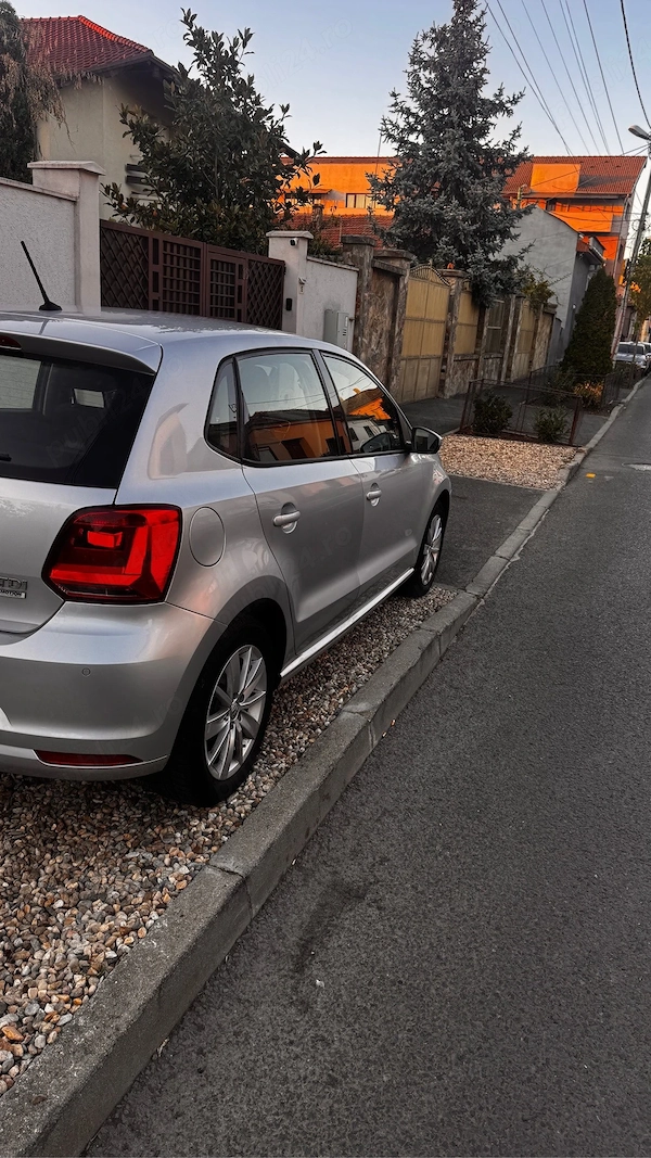 VOLKSWAGEN Polo 2016 — imagine 4