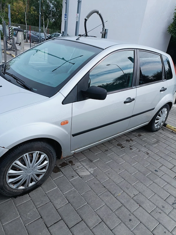 FORD Fiesta 2002 — imagine 3