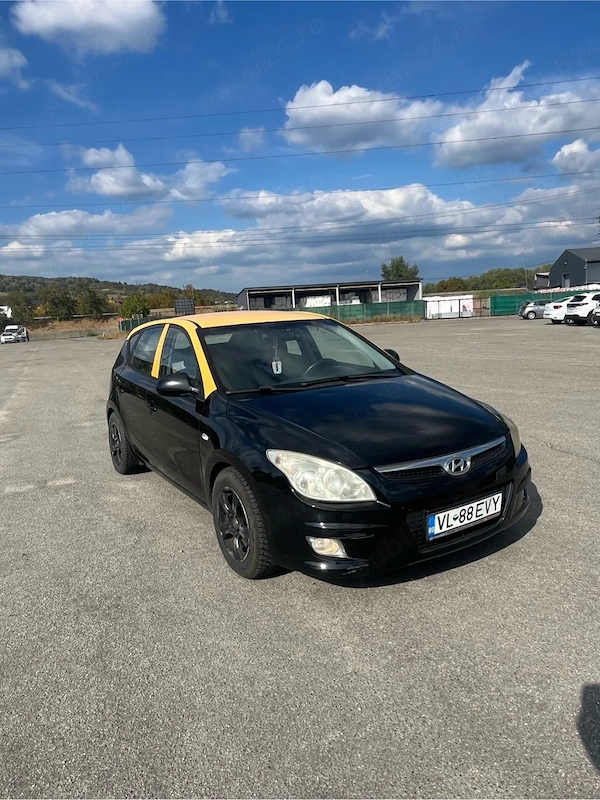 HYUNDAI i30 2010 — imagine 4