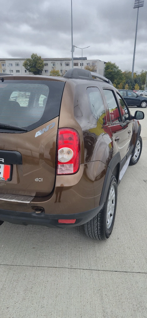 DACIA Duster 2012 — imagine 4